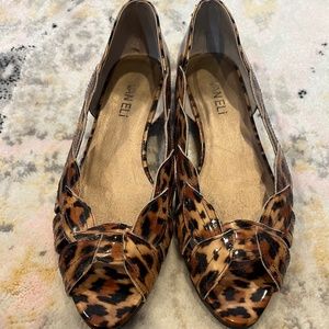 Gorgeous Vaneli Open Toe Leopard Print Patent Leather Shoes Size 7M